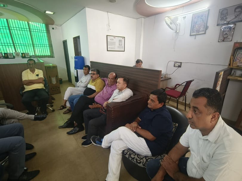 The issue of non-registration and road accidents was raised