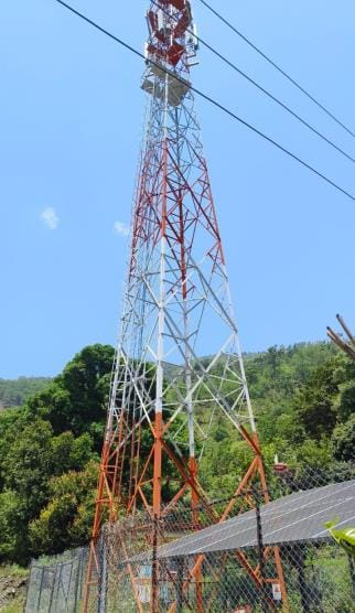 BSNL's mobile tower became a showpiece since last one year