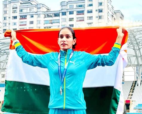 Pooja won the gold medal in Taiwan Athletics Open 1500 meters