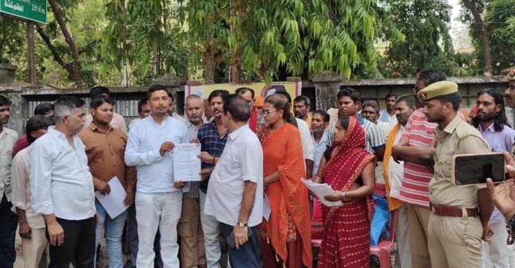 Accused of forcing a girl to convert her religion, protest held
