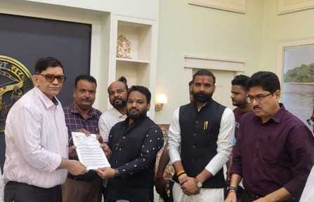 Hindu Mahasabha submitted a memorandum regarding previous issues