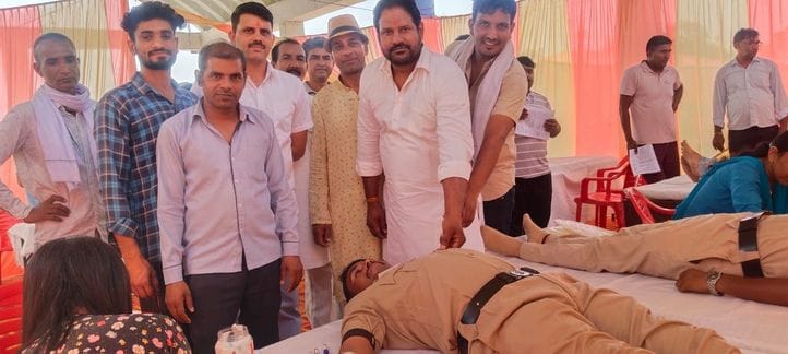 50 people donated blood in the camp