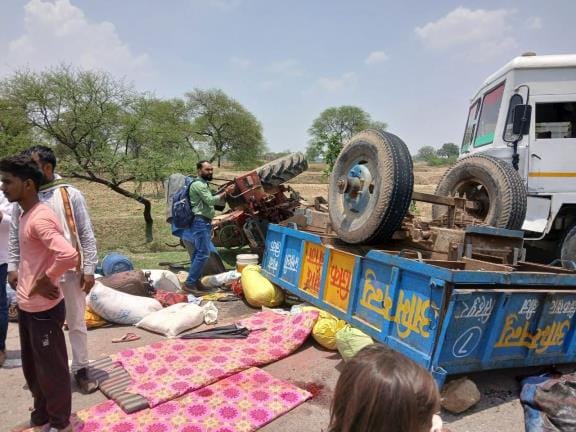 Truck collides with tractor-trolley, 30 injured