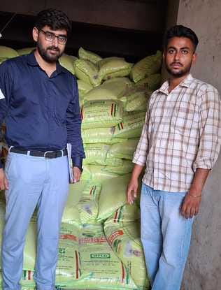रंगाला गांव में आदान विक्रेता पर कार्रवाई