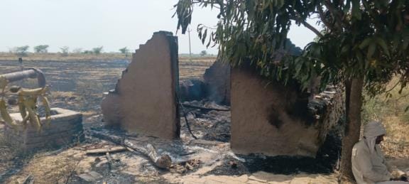 A short circuit caused a fire in the hut, pipes burnt