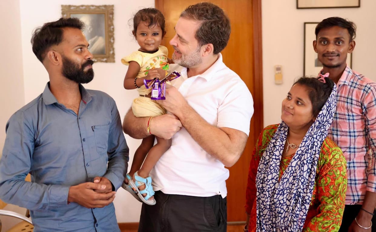 Mithun, a salon owner, met Rahul Gandhi with his family