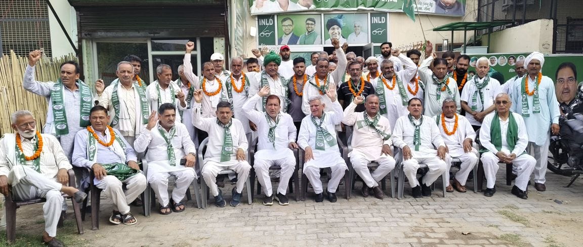 Suresh Malik became Senior Vice President, Sarpanch Anil Mando became Principal General Secretary