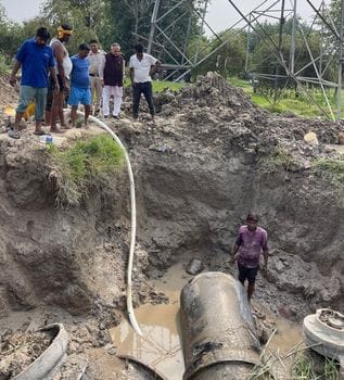 Water crisis has been raging in sectors and societies for four days