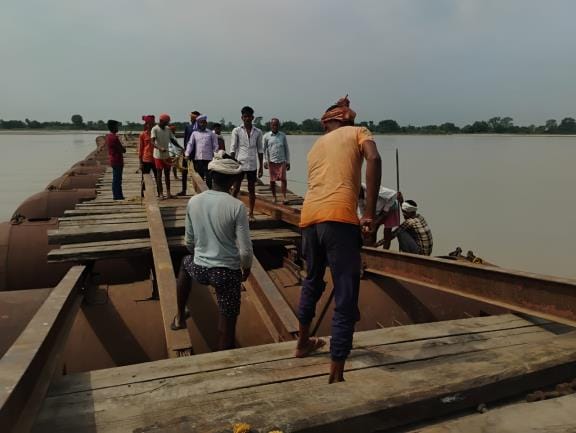 Pipa bridge built for Rs. 4.5 lakhs... traffic could be available only for 22 hours
