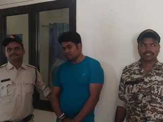 Women were cheated of lakhs of rupees in the name of loan