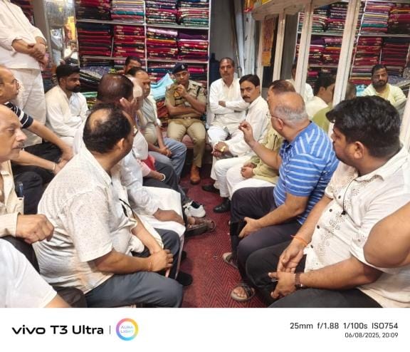 SP City learned about the problems of traders during a discussion over tea