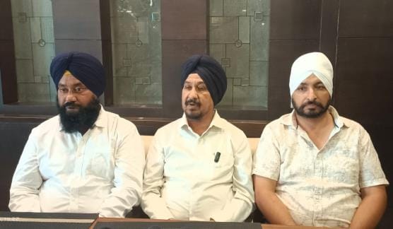 MLA accused of self immolation threat