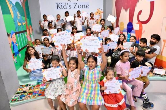 Children filled the colors of imagination in the school of happiness