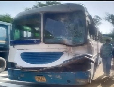 Brakes of the kilometer scheme bus failed, 10 passengers suffered minor injuries