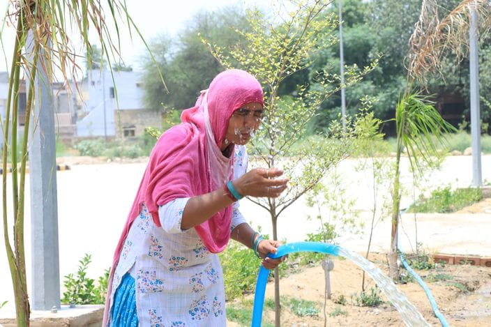Record temperature of the season, mercury reached 45.6 degrees