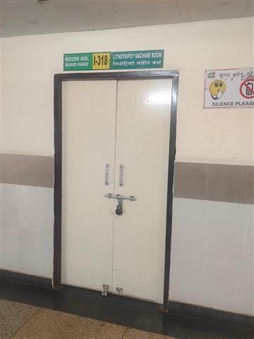 Lithotripsy machine is gathering dust due to tender
