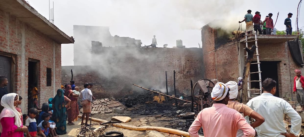 Goods of seven houses burnt to ashes in the fire
