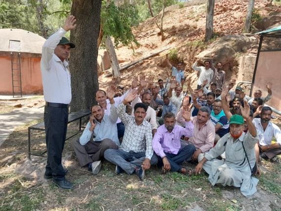 Meeting Held By daily wagers