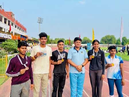 Preet and Jyoti won gold medal in Junior Athletics Championship