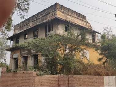 Nahariya Nawab's Haveli, which was a witness to the freedom struggle, is a victim of neglect