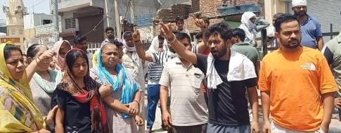Three days before his death, Harish had attempted suicide by swallowing bullets, having become indebted after receiving money to secure a job.