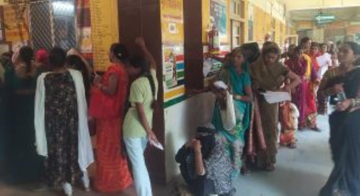 385 patients were referred in nine days