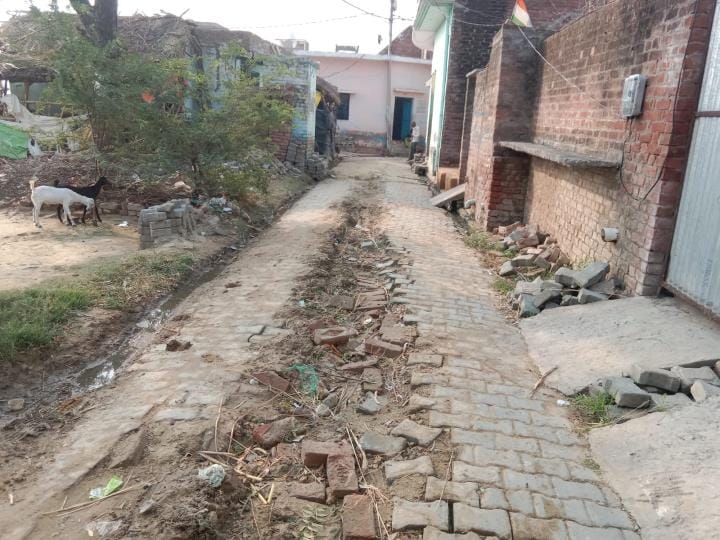 After laying the pipe, the water corporation forgot to repair the road