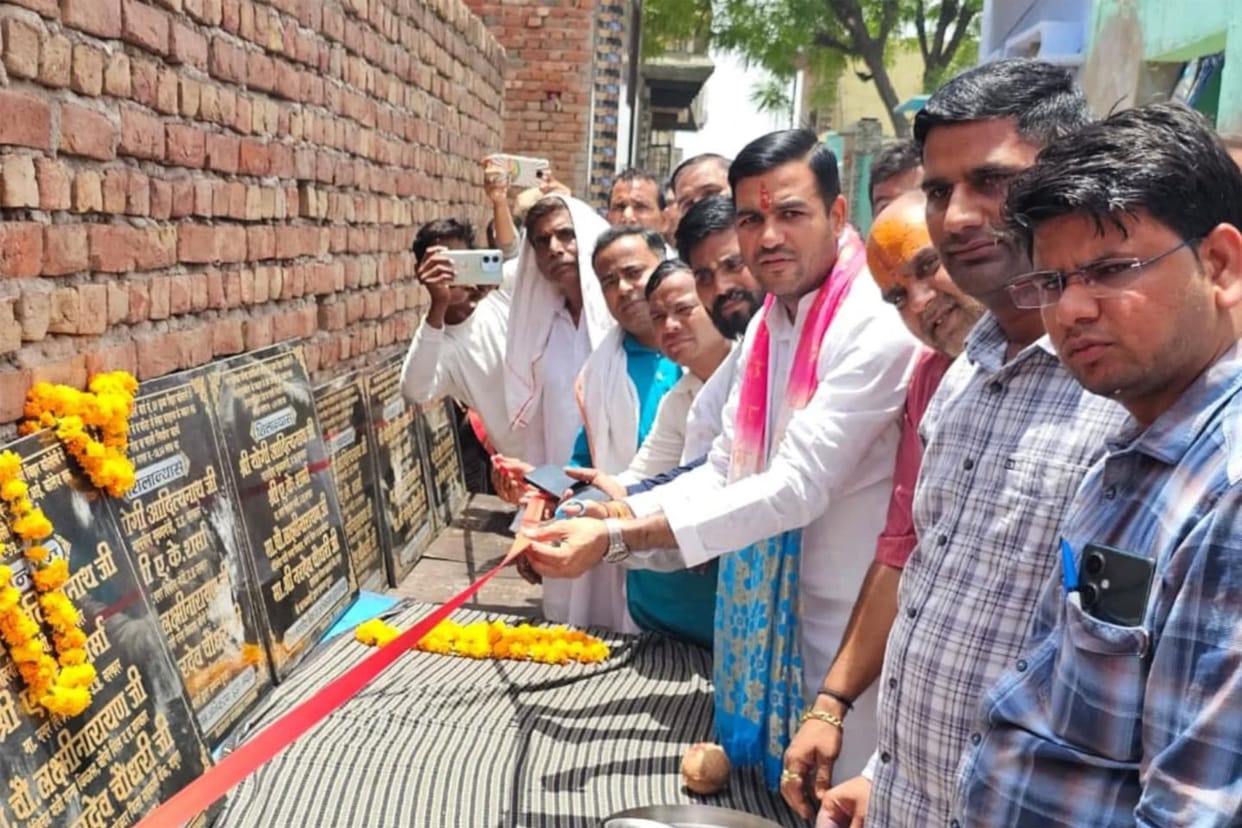 Roads and drains will be built in undeveloped colonies at a cost of one crore