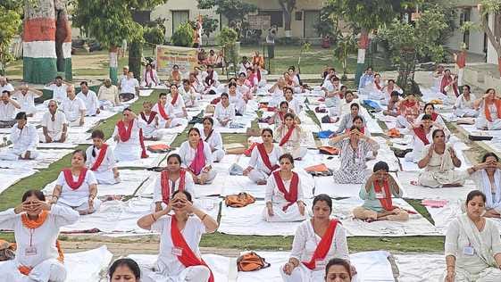 practising yoga pranayama