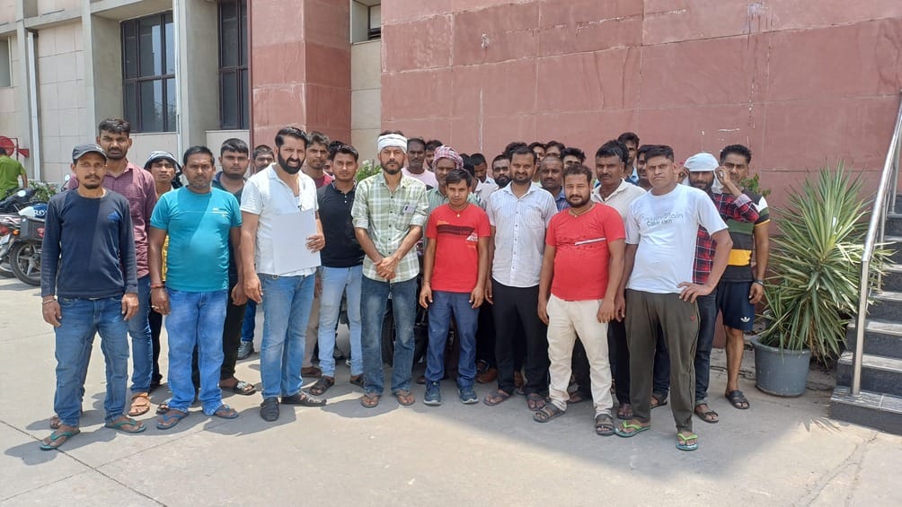 Opposition to firing employees without notice