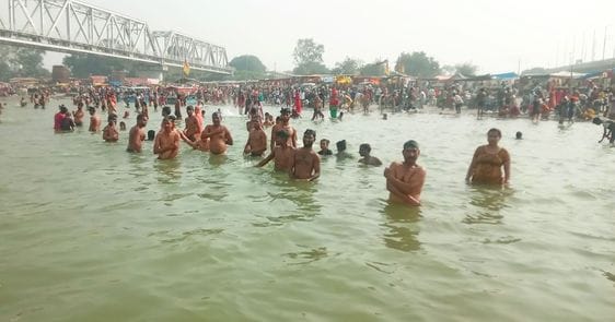 Thousands of devotees took a holy dip
