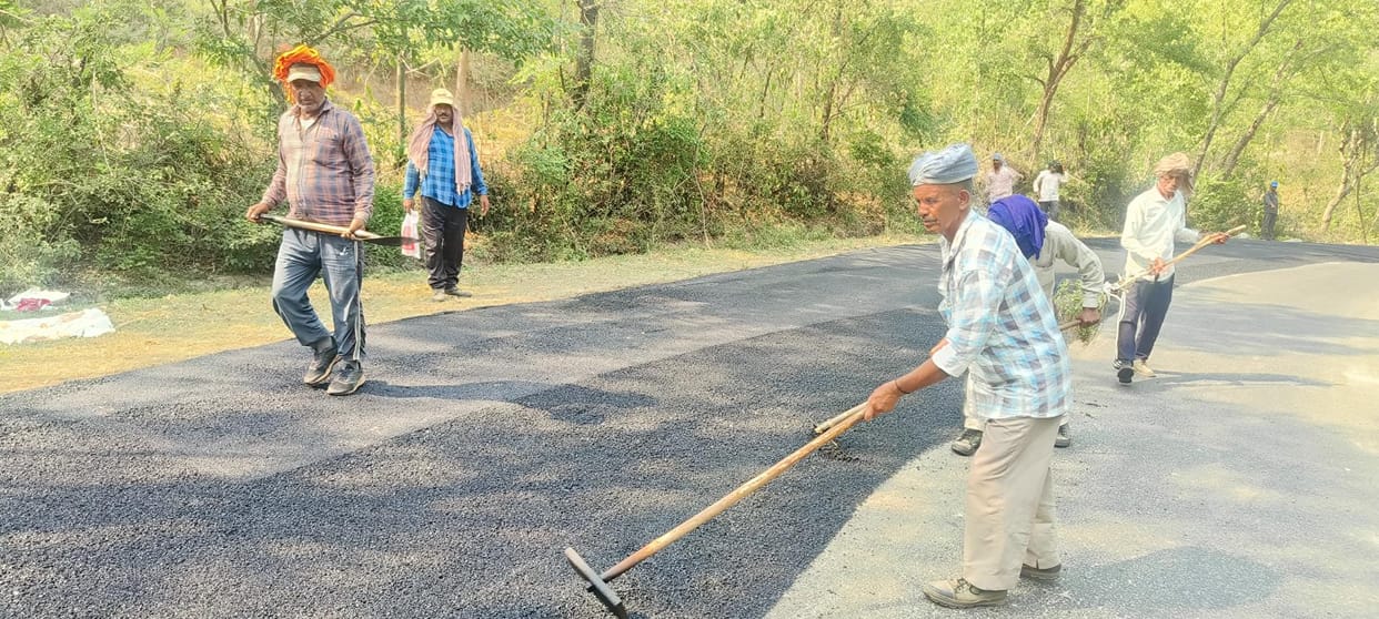 Blacktopping start AT ROAD