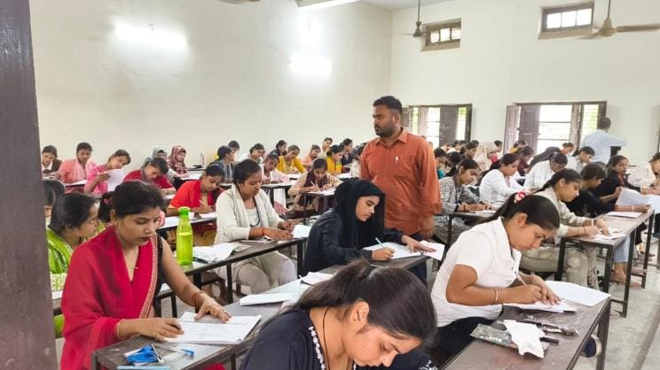 167 girl students appeared for the home science exam