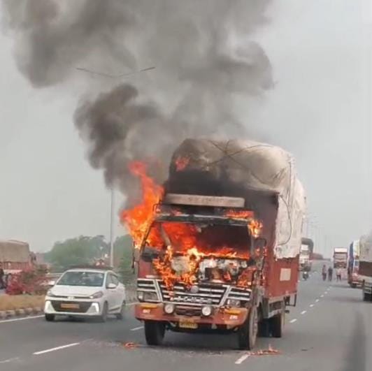 A canter running on the highway turned into a ball of fire