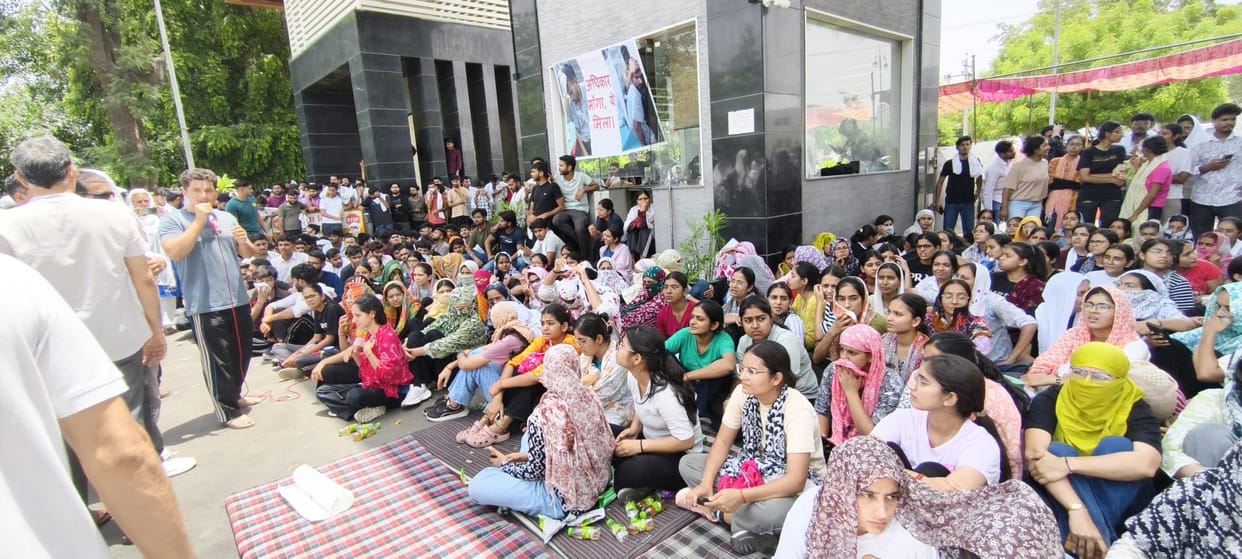 SP asked for two weeks for investigation but protestors did not agree
