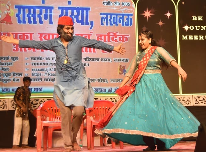 The Great Raja Master Drama Company play tickled a lot