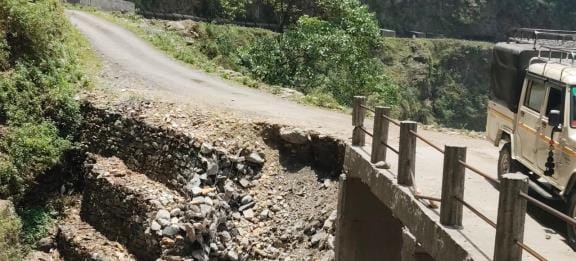 Bridge on Bangapani-Bona road in danger due to landslide