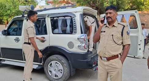 Muzaffarpur Bihar news: women cut private part of men who inter in her house and do wrong
