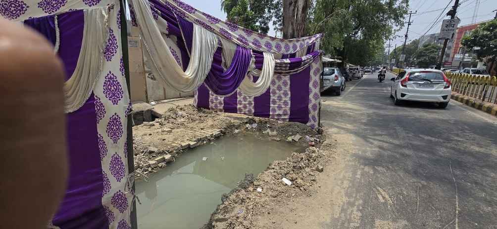 Water line burst near Shankar Ashram