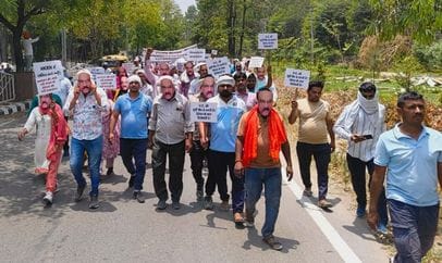 Contracted employees questioned the masked Vice Chancellor