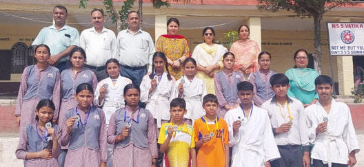 Didvin School won 15 medals in Judo competition