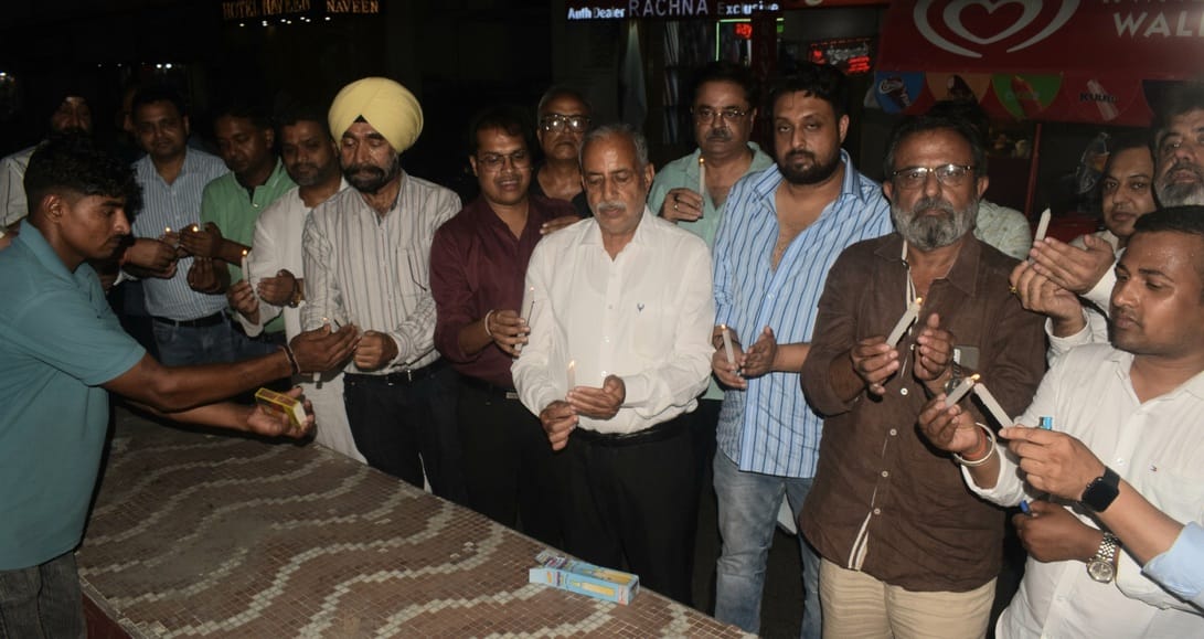 Wave of mourning in Meerut after Ahmedabad plane crash