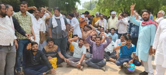 Chaos due to power cuts, protest at Pagal Baba power station