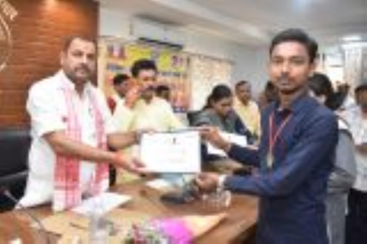 Meritorious and medal winning players were honored