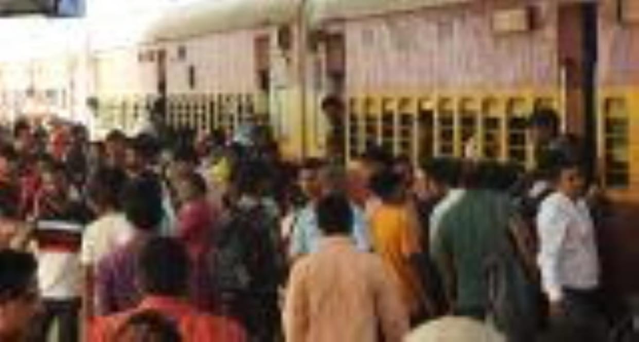 General's condition worsens as there is no ticket in reservation, increased problems for passengers
