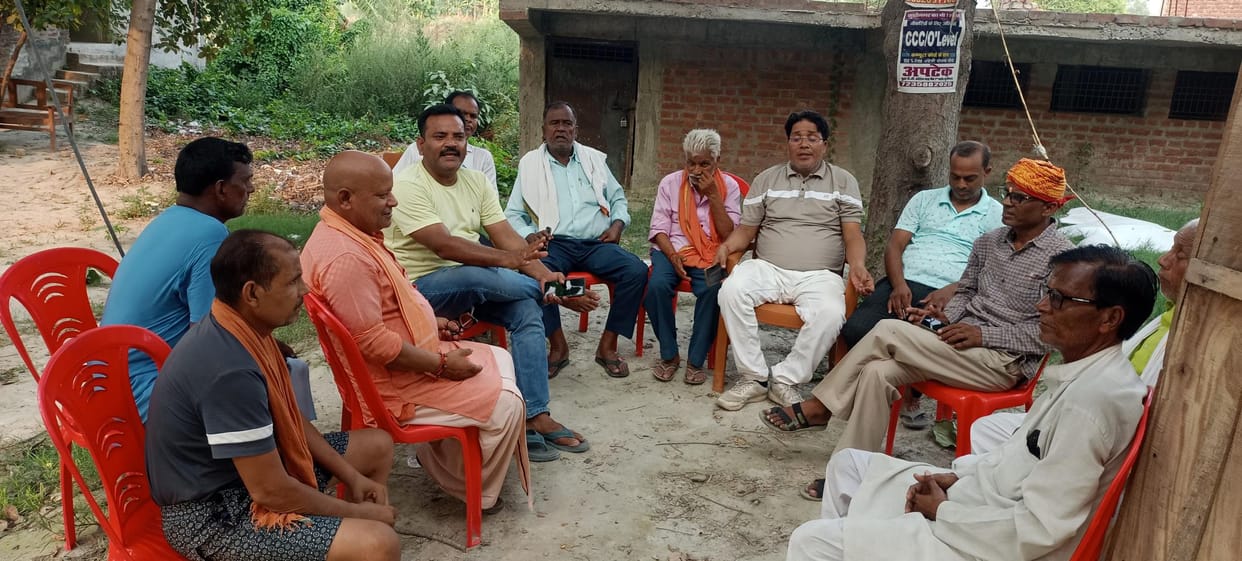 Farmers held a panchayat and opposed land acquisition