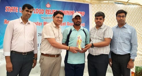 Form teams to save others' lives during disasters: Ahuja