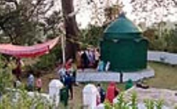 Devotees attended Peer Wala Mazar located in village Chamba