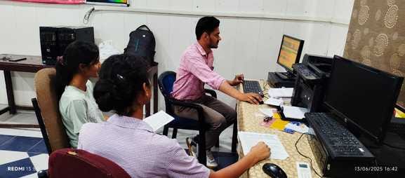 Boys will be admitted on 500 seats
