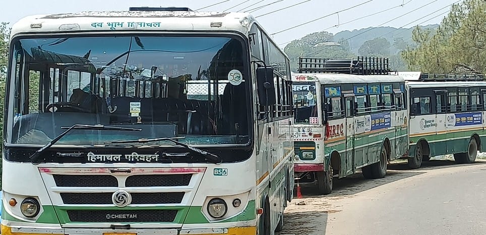 There is less space in HRTC workshop, buses are standing on the roadside, causing traffic jam